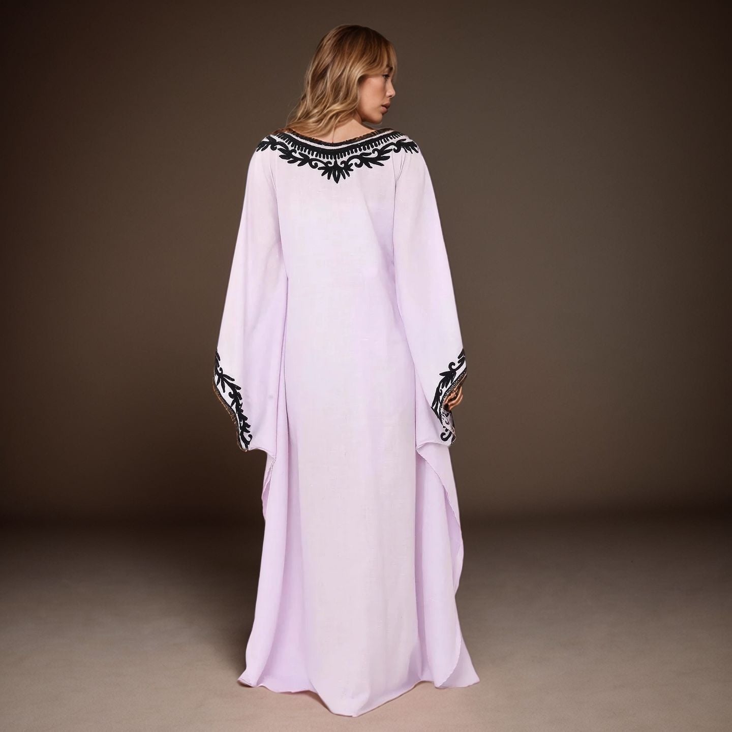 Elegant Lilac Embroidered Kaftan